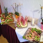 Landgasthaus Hubertusklause 2*