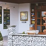 Locanda Landgasthaus Hubertusklause 2*