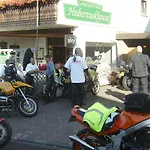 여관 Landgasthaus Hubertusklause 2*