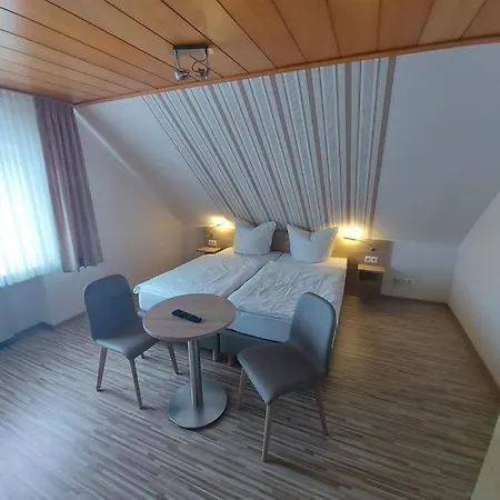 Inn Landgasthaus Hubertusklause 2*