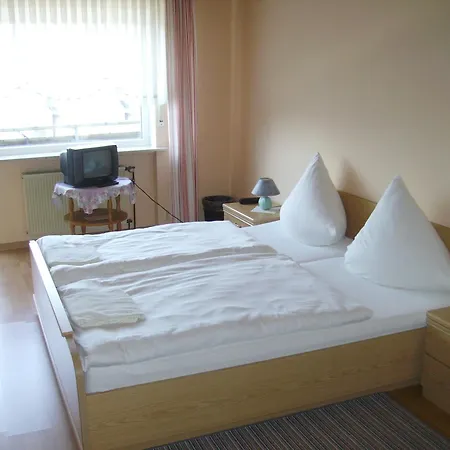 Landgasthaus Hubertusklause Inn 2*