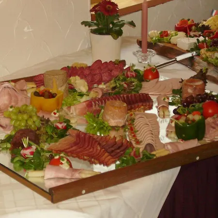 Penzion Landgasthaus Hubertusklause Bad Marienberg