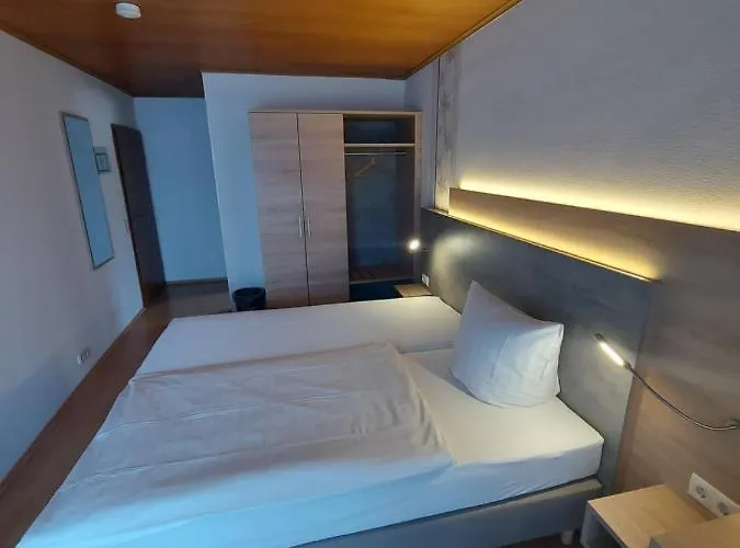 Landgasthaus Hubertusklause 宾馆