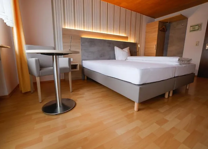 宾馆 Landgasthaus Hubertusklause 巴特马林贝格