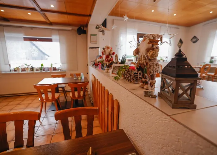 Landgasthaus Hubertusklause 宾馆 2*