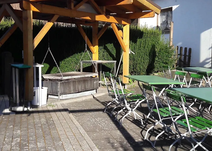 宾馆 Landgasthaus Hubertusklause 2*