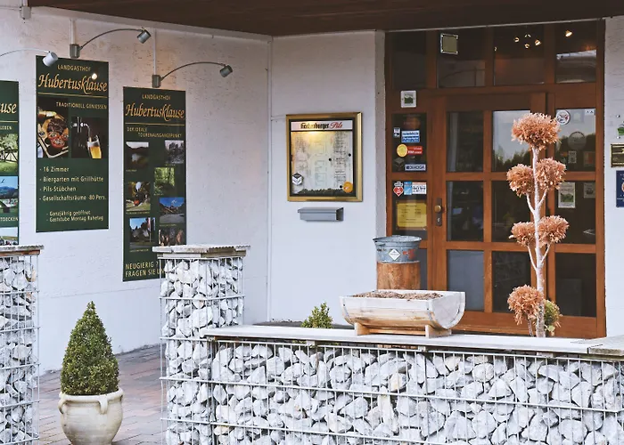 宾馆 Landgasthaus Hubertusklause 2*