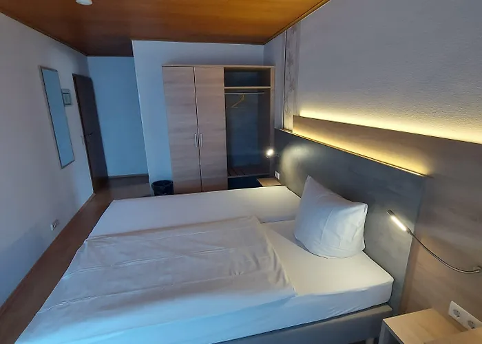 宾馆 Landgasthaus Hubertusklause 巴特马林贝格