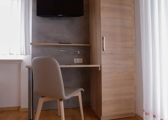 Landgasthaus Hubertusklause 巴特马林贝格