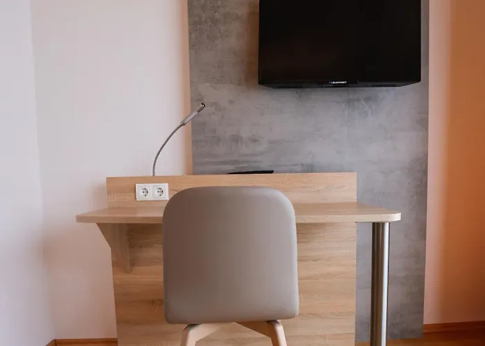 Landgasthaus Hubertusklause 2* 巴特马林贝格