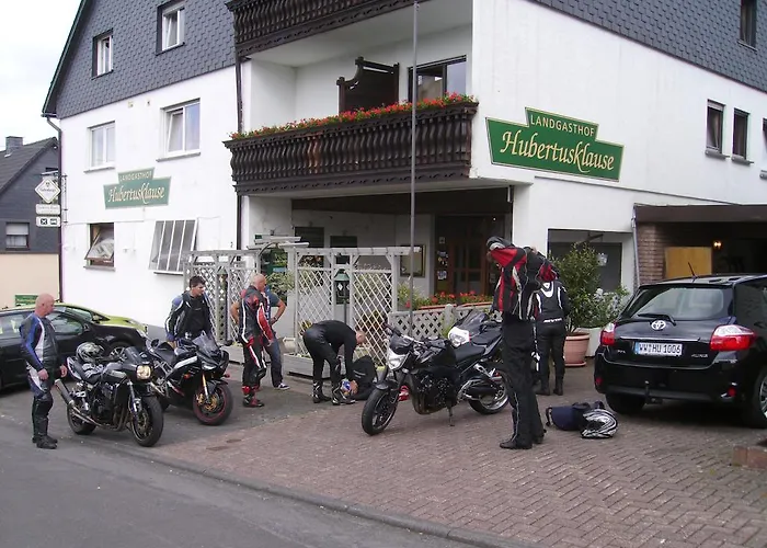 Landgasthaus Hubertusklause 巴特马林贝格