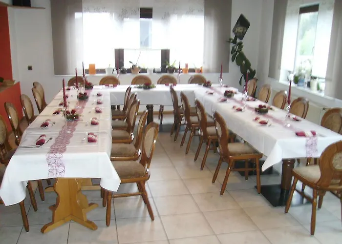 Landgasthaus Hubertusklause 2*