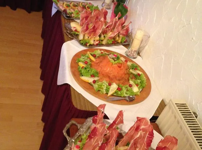 Landgasthaus Hubertusklause 2* 巴特马林贝格